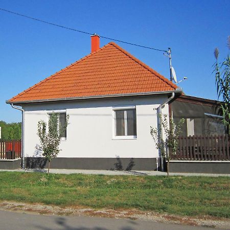 Holiday Home Tisza 2-2 Tiszafured Luaran gambar